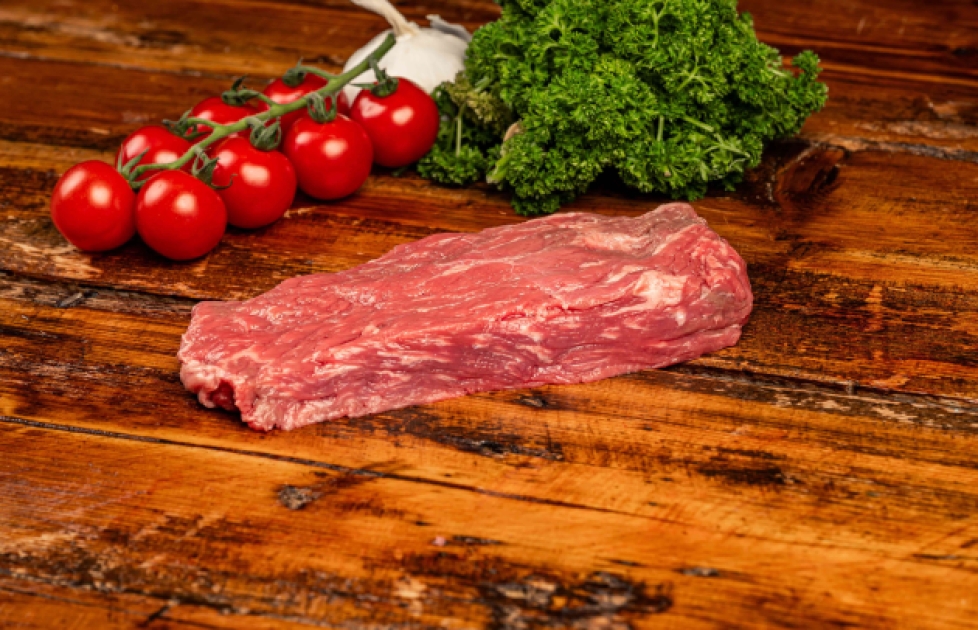 Black Angus bavette steak