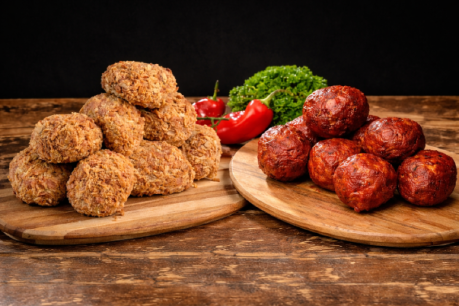 5 zwieballen + 5 gehaktballen