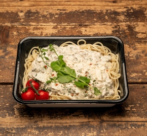 Pasta met champignonsaus en gehakt