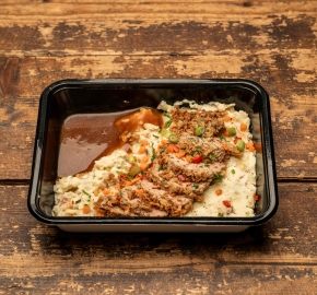 Stamppot witlof met een zwiebal